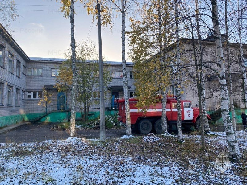 Пожарные подразделения выезжали на пожар в г. Новодвинске по улице 3-й Пятилетки